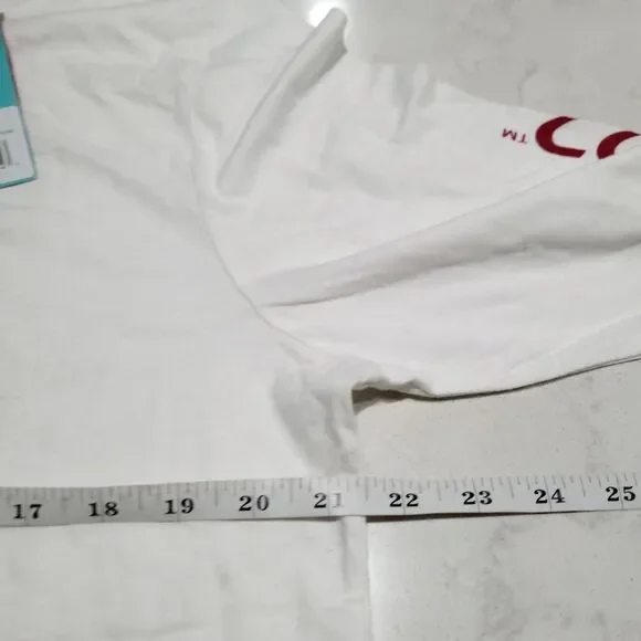 NWT FIFA World Cup Qatar 2022 T-Shirt L White Long Sleeve Graphic New - Picture 2 of 11